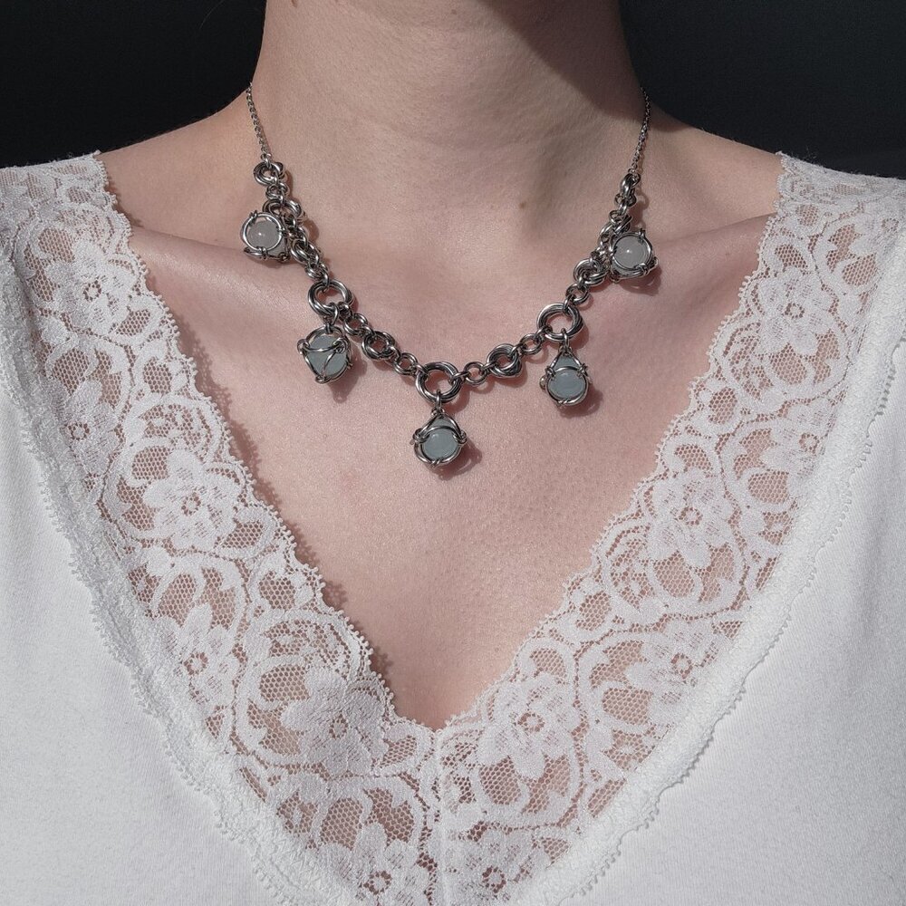 Vintage blue pearls and silver chunky statement necklace with a silver chain - Picture 3 of 9